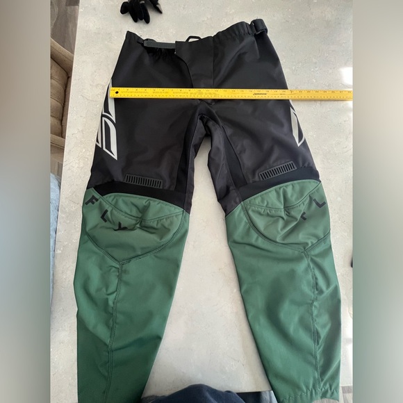Fly Racing F-16 Riding Pants - Picture 3 of 5